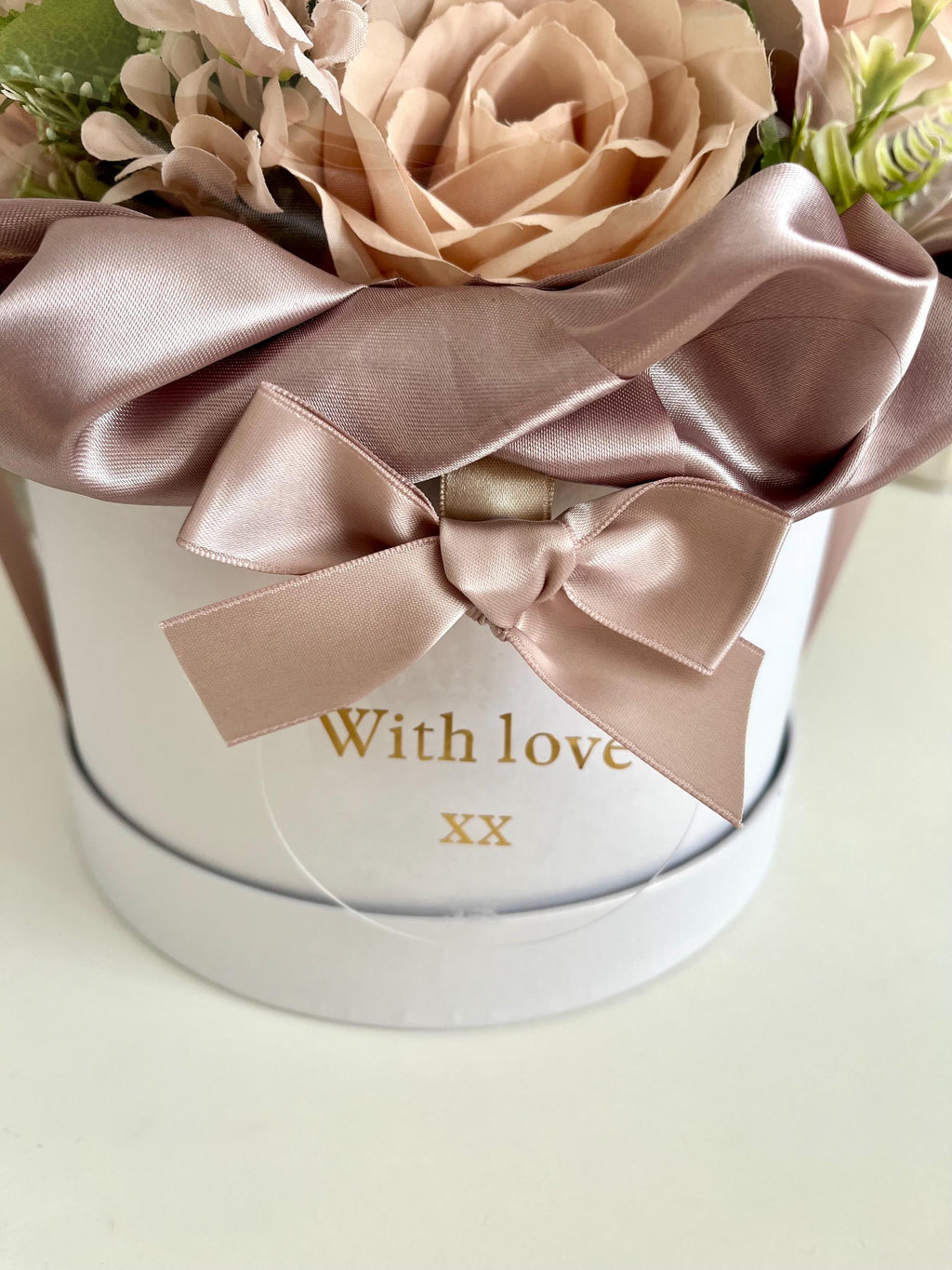 Personalised Soft Nude Pink Flower in Balloon Bouquet
